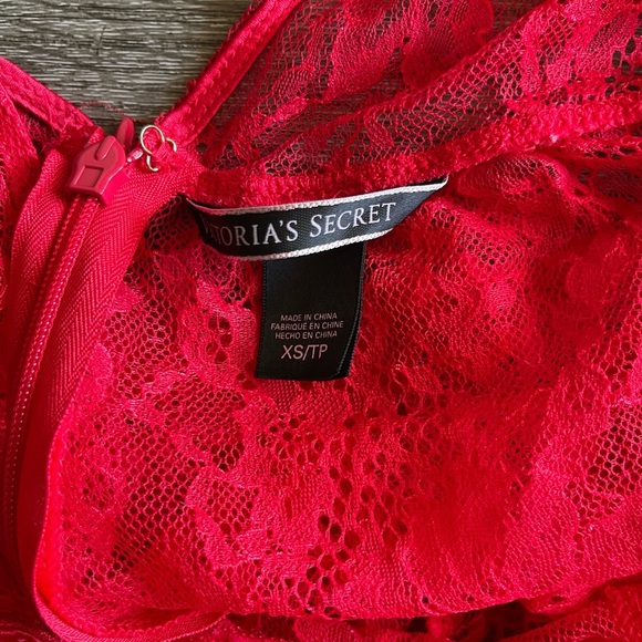 Victoria's Secret Red Lace Chemise - Picture 6 of 6